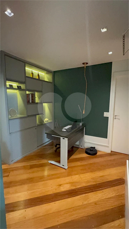 Apartamento com 4 quartos em Santana