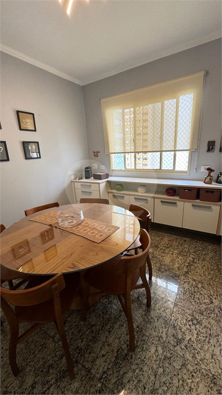 Apartamento com 4 quartos em Santana