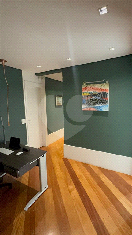 Apartamento com 4 quartos em Santana