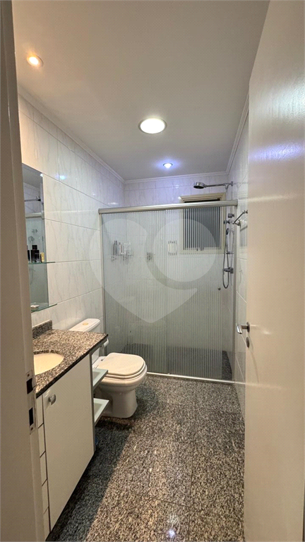 Apartamento com 4 quartos em Santana