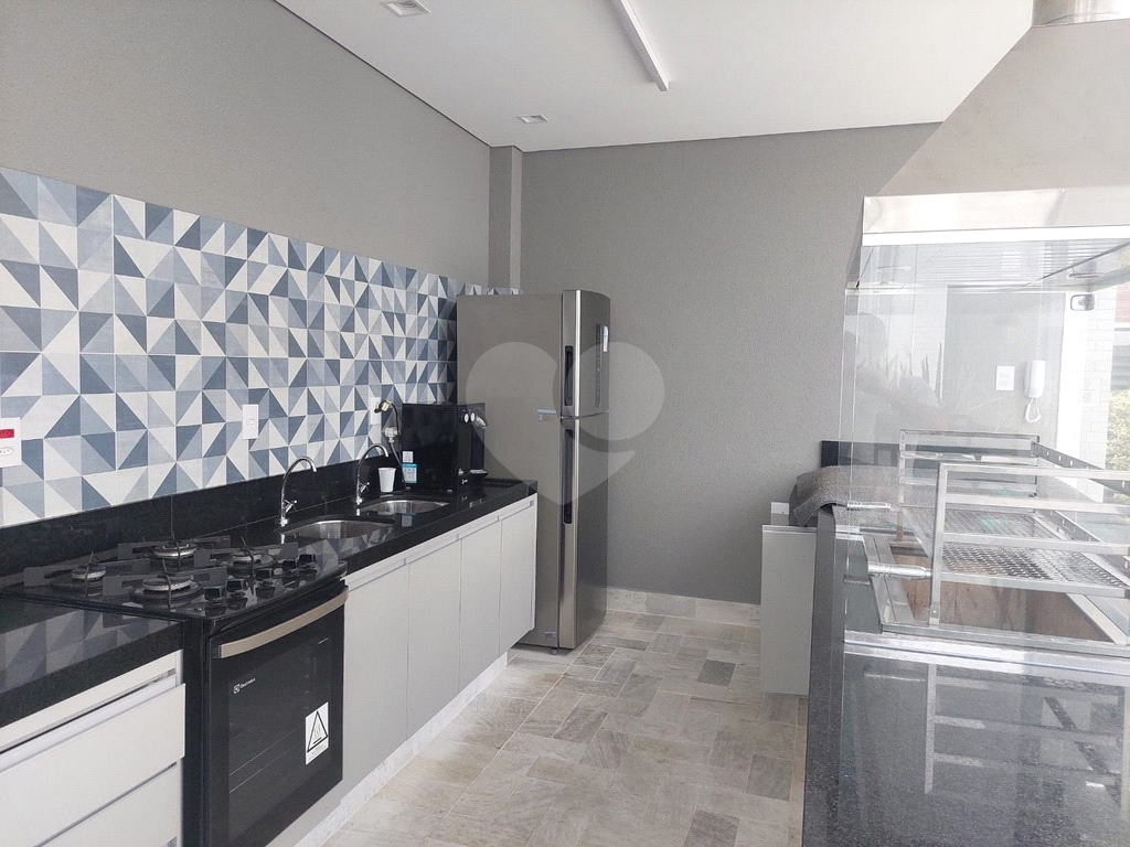 Apartamento com 83m² bem proximo à praia