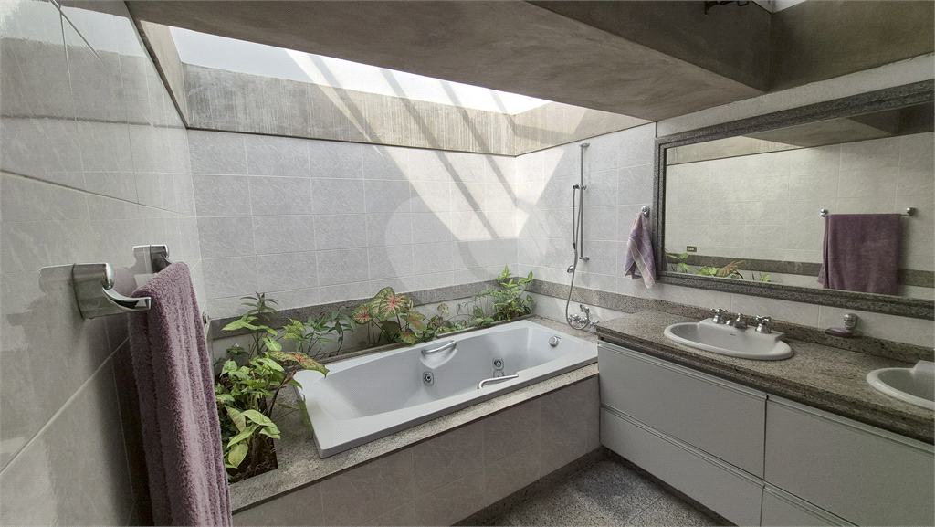 Imóvel à venda em Mirandópolis — sobrado com mais de 250 m², por R$ 1.550.000,00.