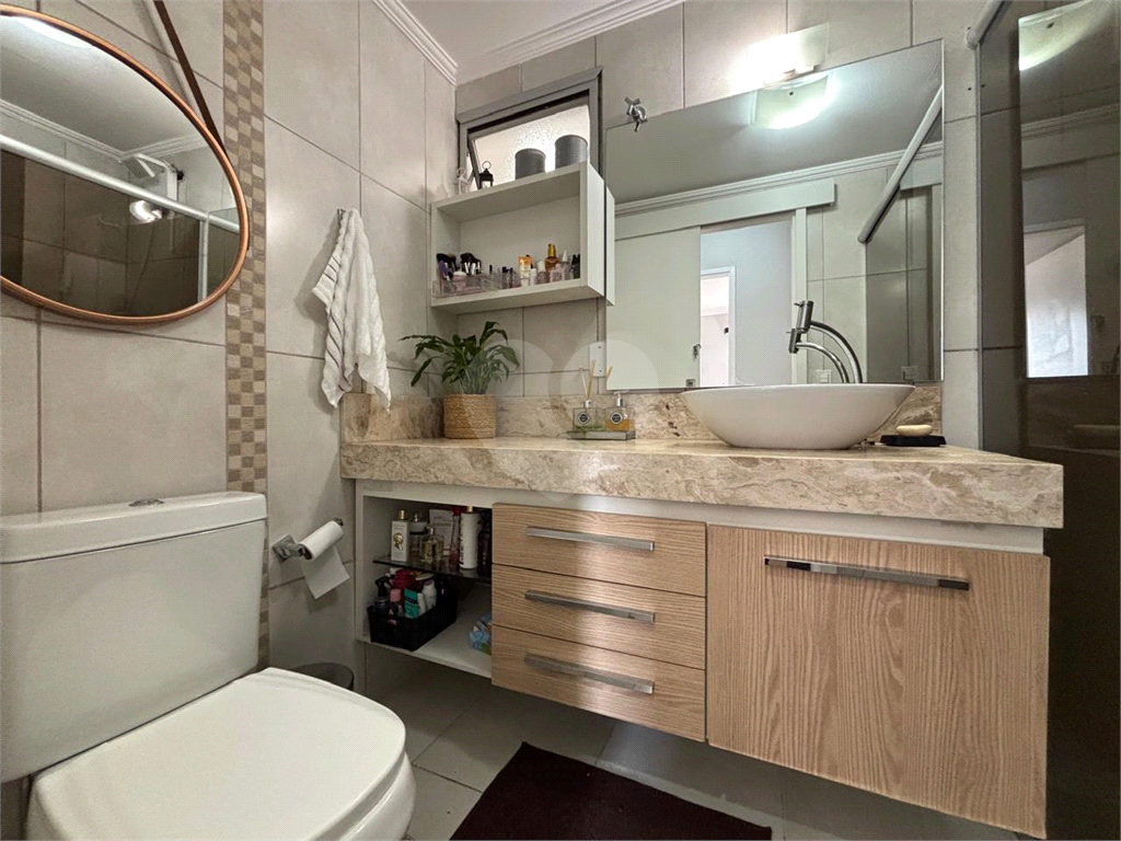 Apartamento andar alto, excelente localização, região da Santa Terezinha em Santana