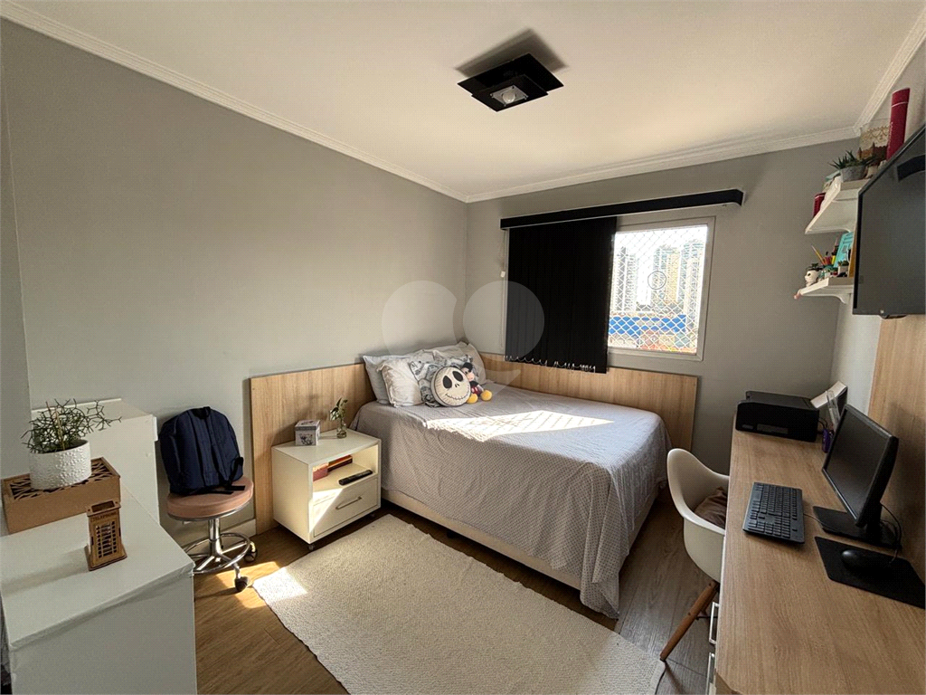 Apartamento andar alto, excelente localização, região da Santa Terezinha em Santana