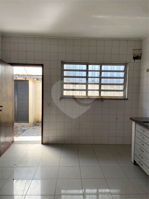 CASA TÉRREA NO ALTO DE PINHEIROS COM TERRENO DE 650 M²