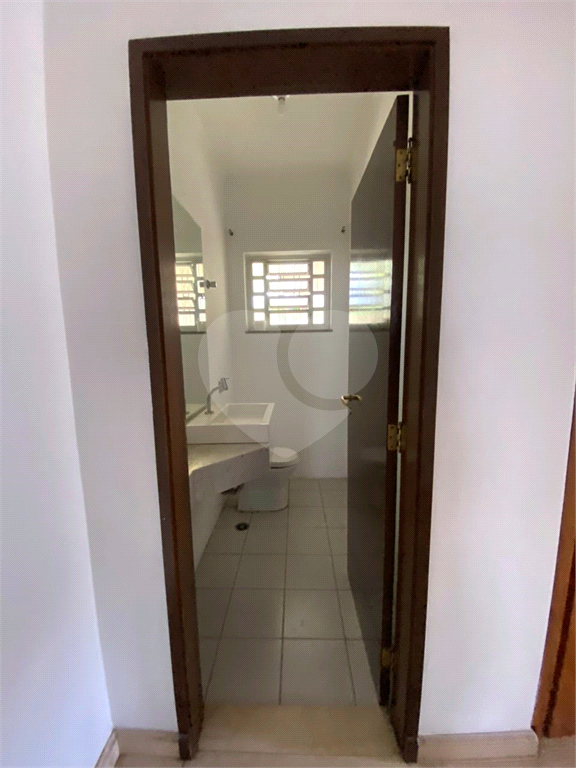 CASA TÉRREA NO ALTO DE PINHEIROS COM TERRENO DE 650 M²