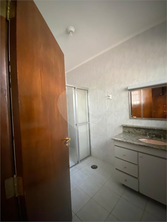 CASA TÉRREA NO ALTO DE PINHEIROS COM TERRENO DE 650 M²