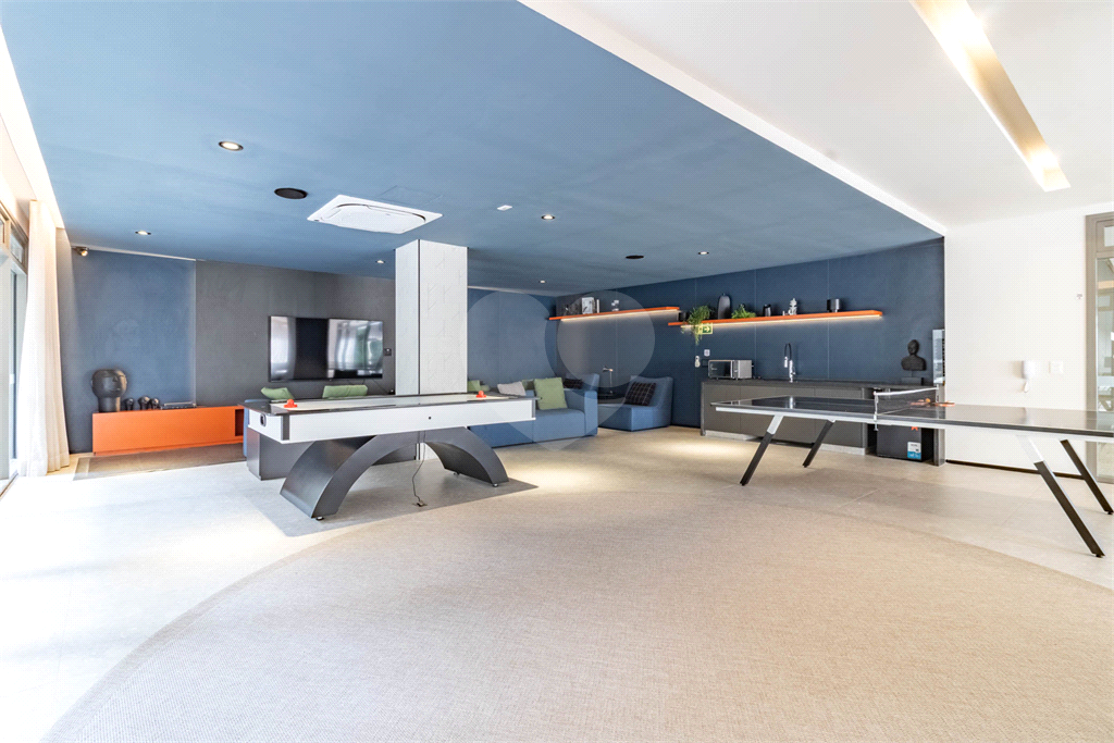 Apartamento com varanda integrada e vista para o Parque Villa-Lobos