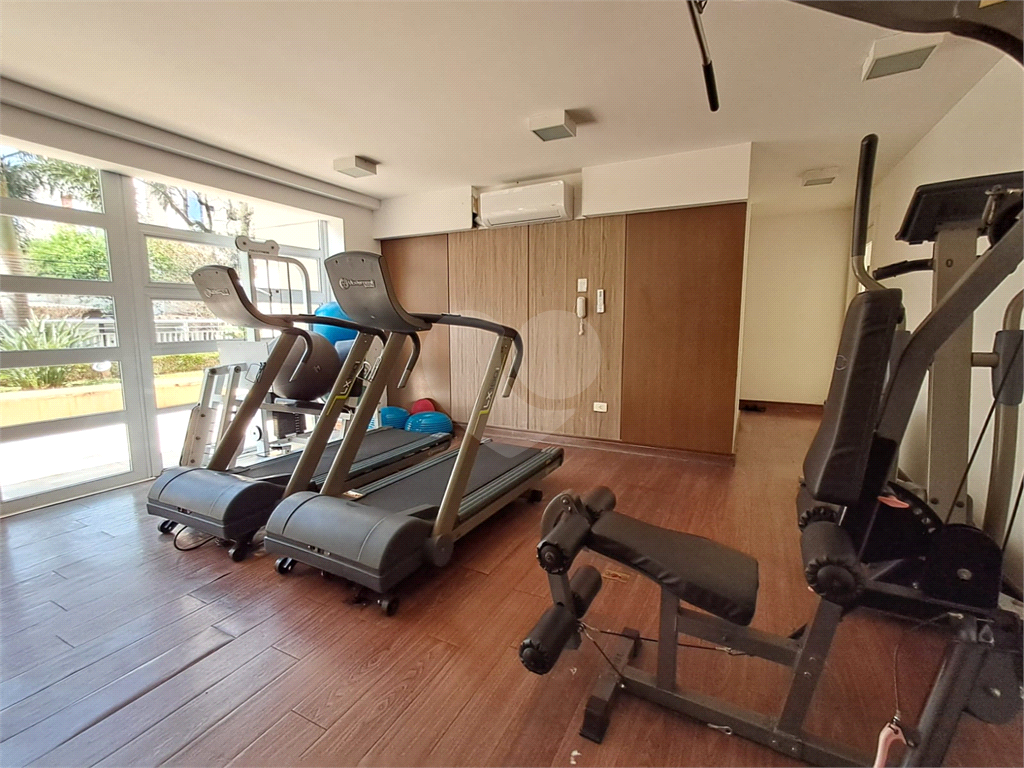 Imóvel de 144m² 3 suítes, sala de estar integrada a varanda gourmet 3 vagas fixas Pompéia