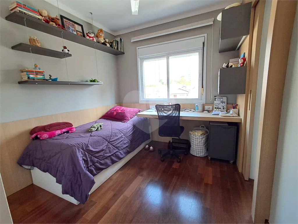 Imóvel de 144m² 3 suítes, sala de estar integrada a varanda gourmet 3 vagas fixas Pompéia