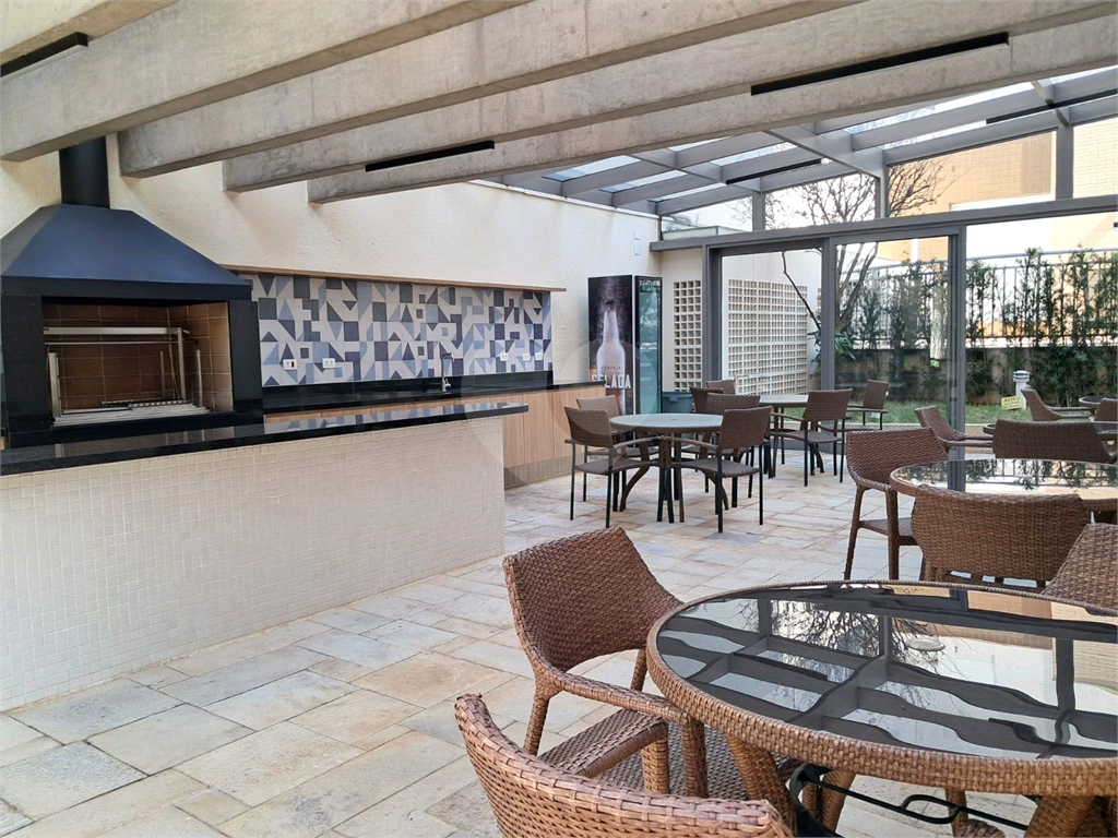Imóvel de 144m² 3 suítes, sala de estar integrada a varanda gourmet 3 vagas fixas Pompéia