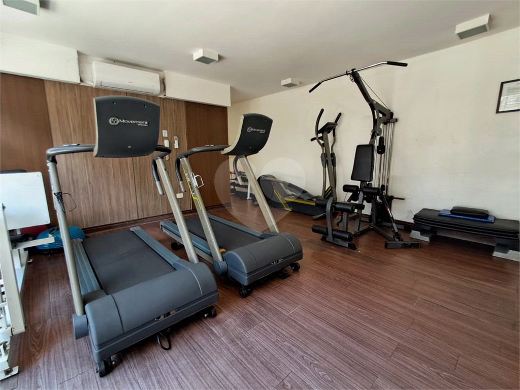Imóvel de 144m² 3 suítes, sala de estar integrada a varanda gourmet 3 vagas fixas Pompéia