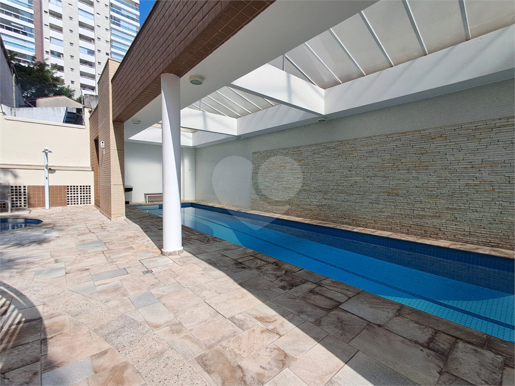 Imóvel de 144m² 3 suítes, sala de estar integrada a varanda gourmet 3 vagas fixas Pompéia