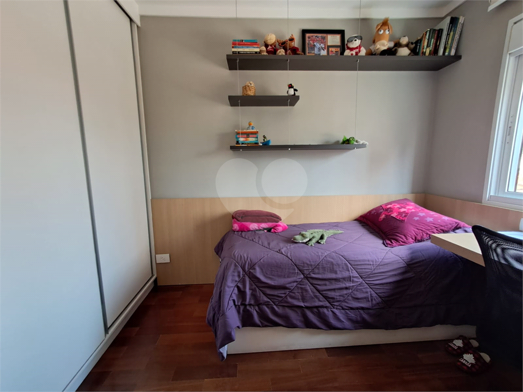 Imóvel de 144m² 3 suítes, sala de estar integrada a varanda gourmet 3 vagas fixas Pompéia