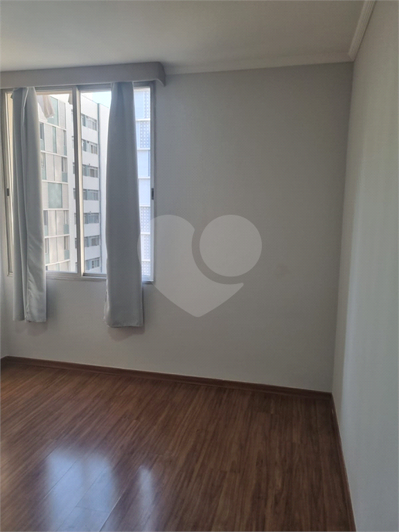 APARTAMENTO em BELA VISTA