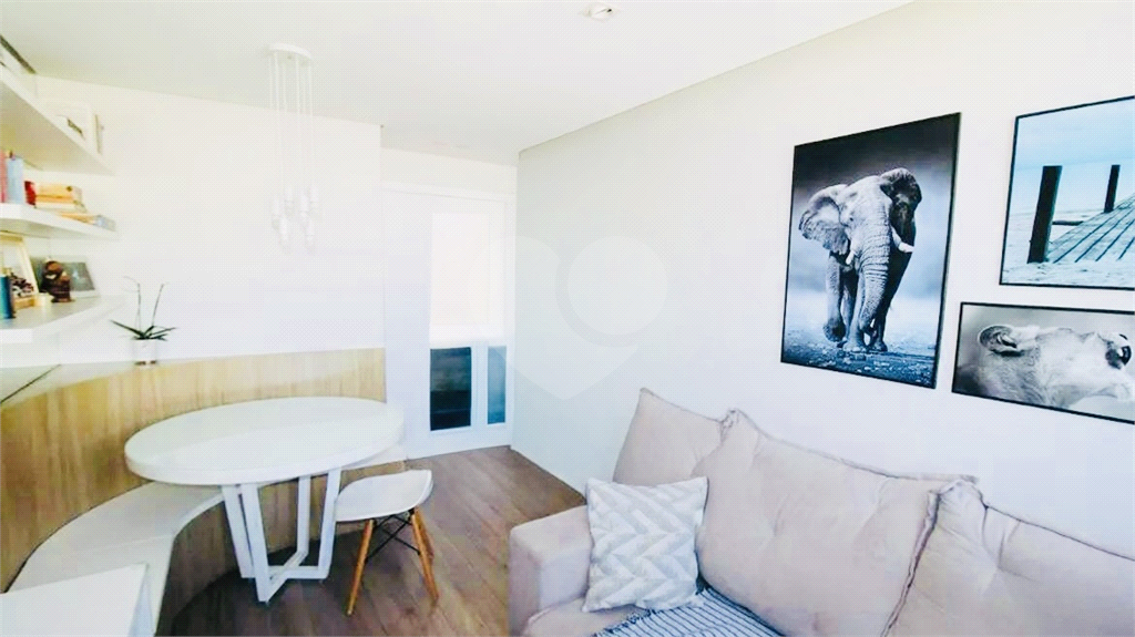 APARTAMENTO em CASA VERDE