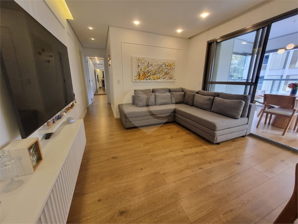 Apartamento venda. Domy Vila Mariana. 2 quartos (1 suíte). 1 vaga. Entrar e morar