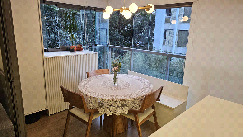 Apartamento venda. Domy Vila Mariana. 2 quartos (1 suíte). 1 vaga. Entrar e morar