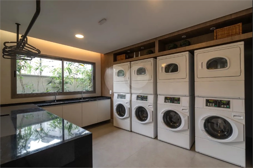 Apartamento venda. Domy Vila Mariana. 2 quartos (1 suíte). 1 vaga. Entrar e morar