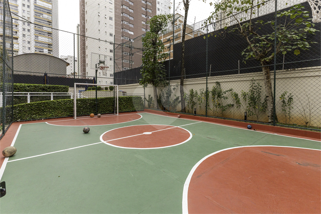 Apartamento - Perdizes - 3 Dormitórios - 180 m²