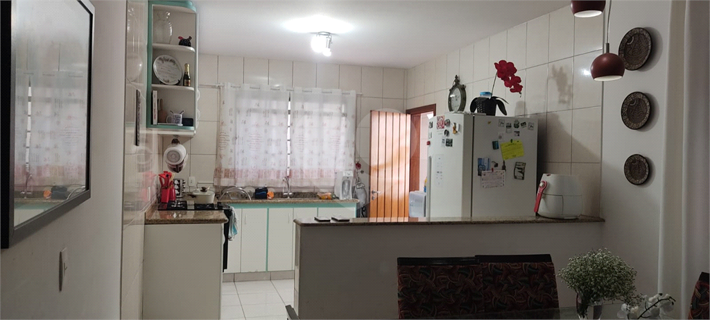 Casa à venda com 3 quartos, 125m² - Foto 9