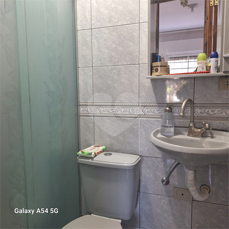 118 metros quadrados. Apartamento enxuto, andar térreo. sem lazer. Condomínio baixíssimo.