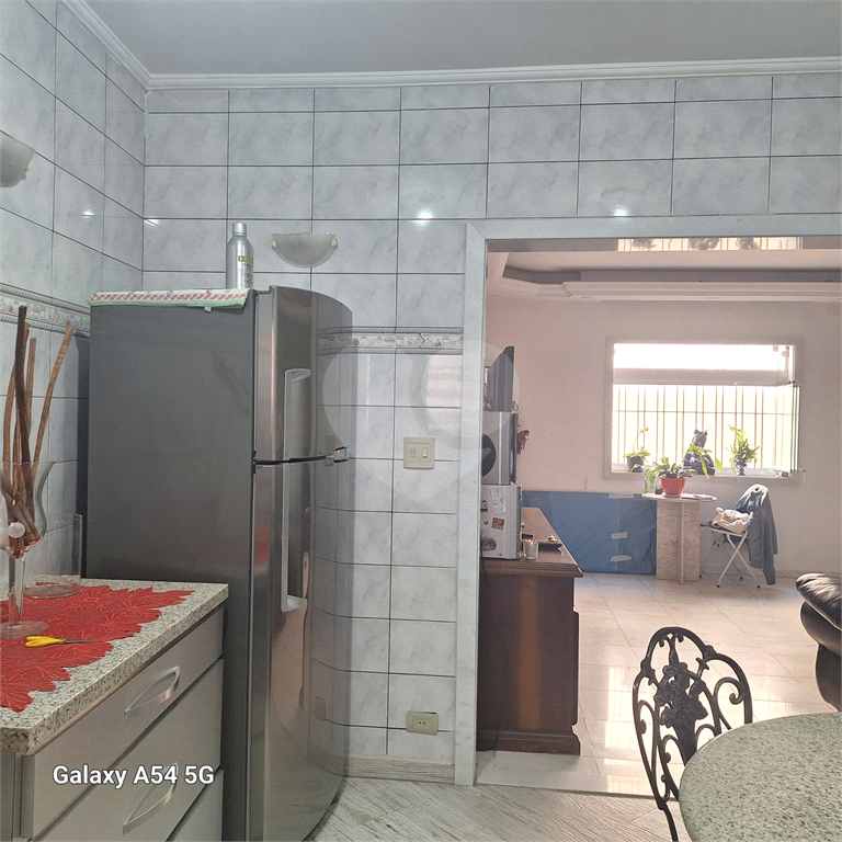 118 metros quadrados. Apartamento enxuto, andar térreo. sem lazer. Condomínio baixíssimo.