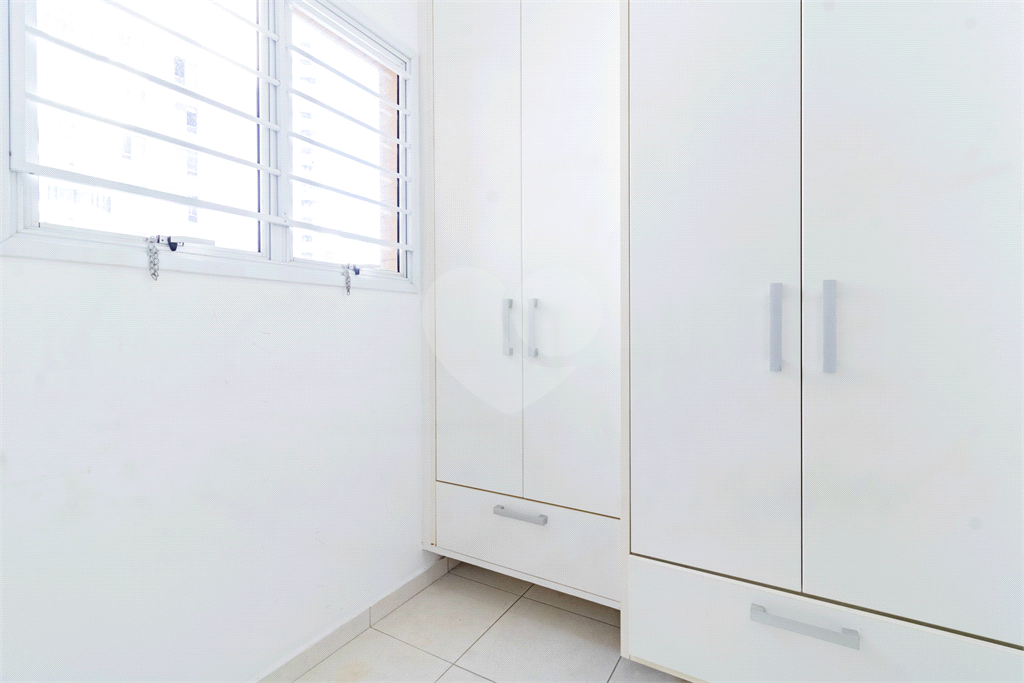 Apartamento - Perdizes - 3 Dormitórios - 156 m²