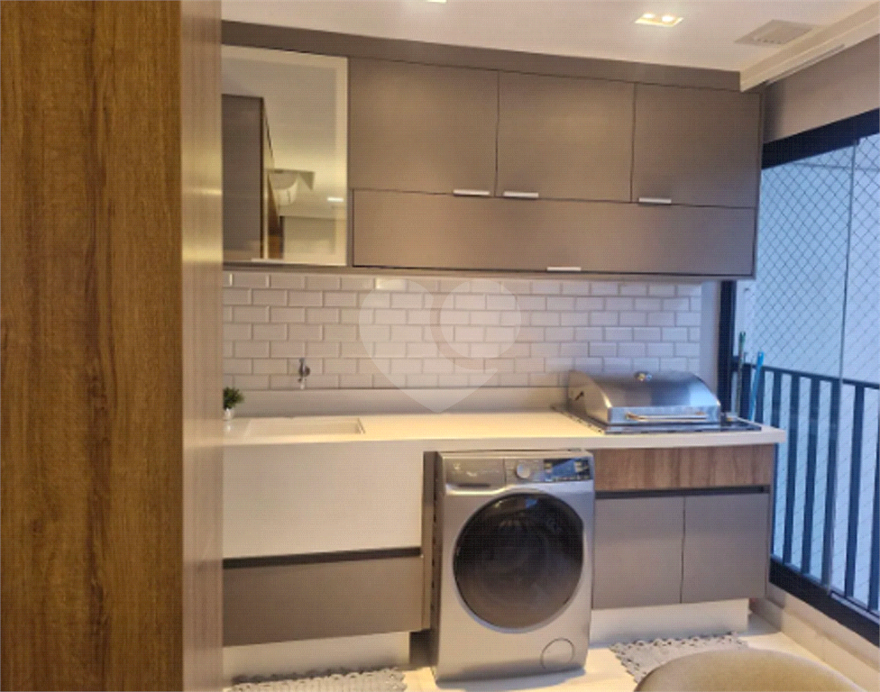 APARTAMENTO em TATUAPÉ