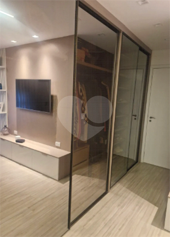 APARTAMENTO em TATUAPÉ