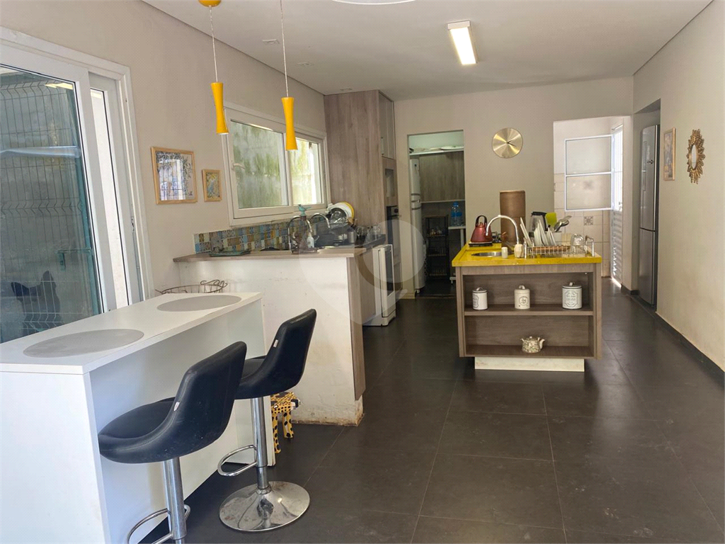 Casa de Condomínio à venda com 4 quartos, 210m² - Foto 10