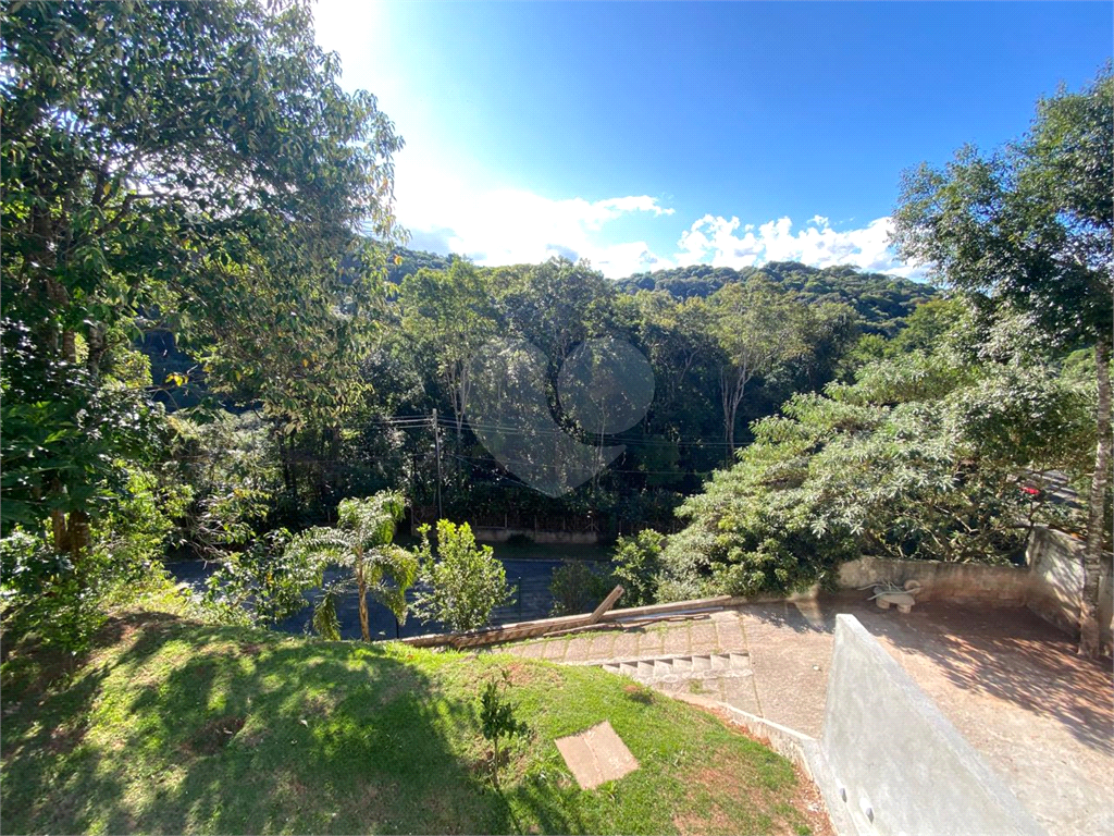 Casa de Condomínio à venda com 4 quartos, 210m² - Foto 22