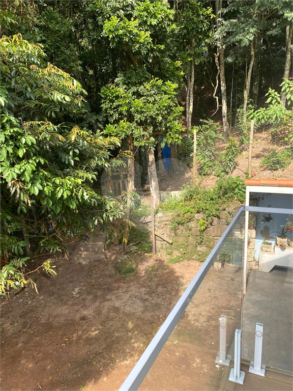 Casa de Condomínio à venda com 4 quartos, 210m² - Foto 24
