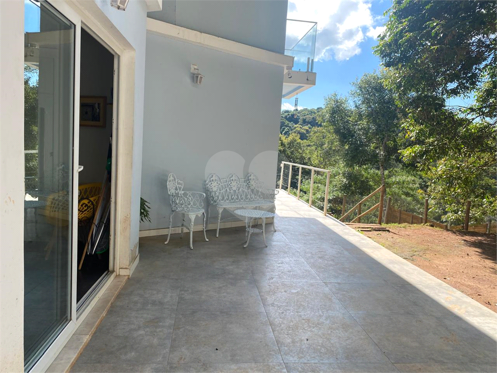 Casa de Condomínio à venda com 4 quartos, 210m² - Foto 13
