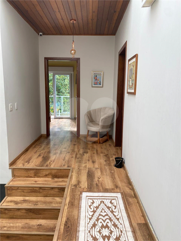 Casa de Condomínio à venda com 4 quartos, 210m² - Foto 4
