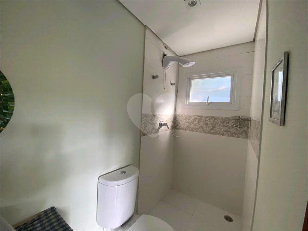 Casa de Condomínio à venda com 4 quartos, 210m² - Foto 18