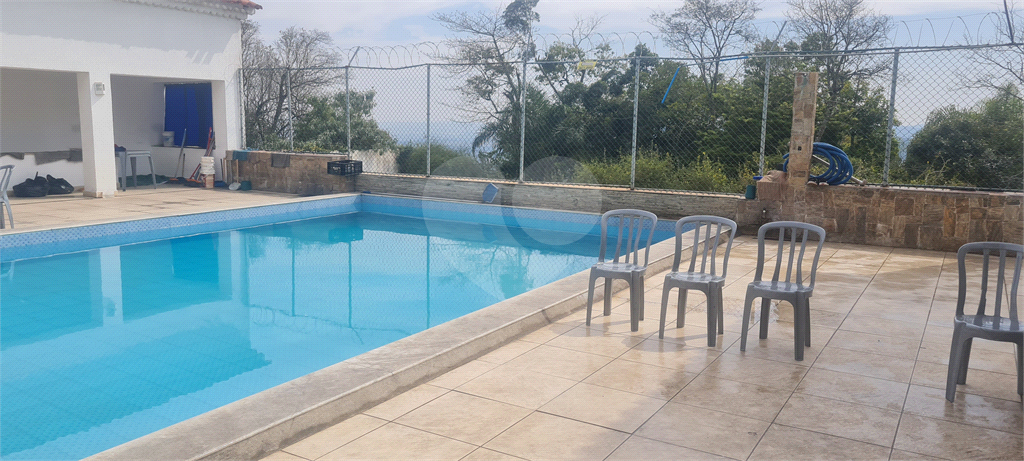 Casa, 5 quartos, 733 m² - Foto 4