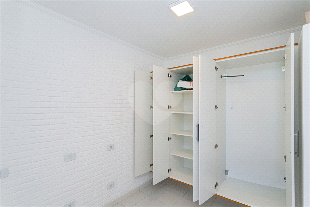 Apartamento Reformado com 2 Dormitórios à Venda no Jardim Paulistano – 96 m²