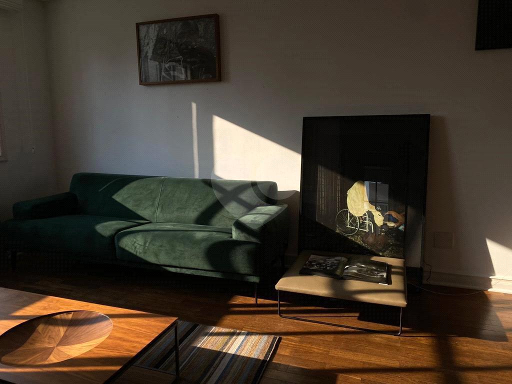 Apartamento Reformado com 2 Dormitórios à Venda no Jardim Paulistano – 96 m²