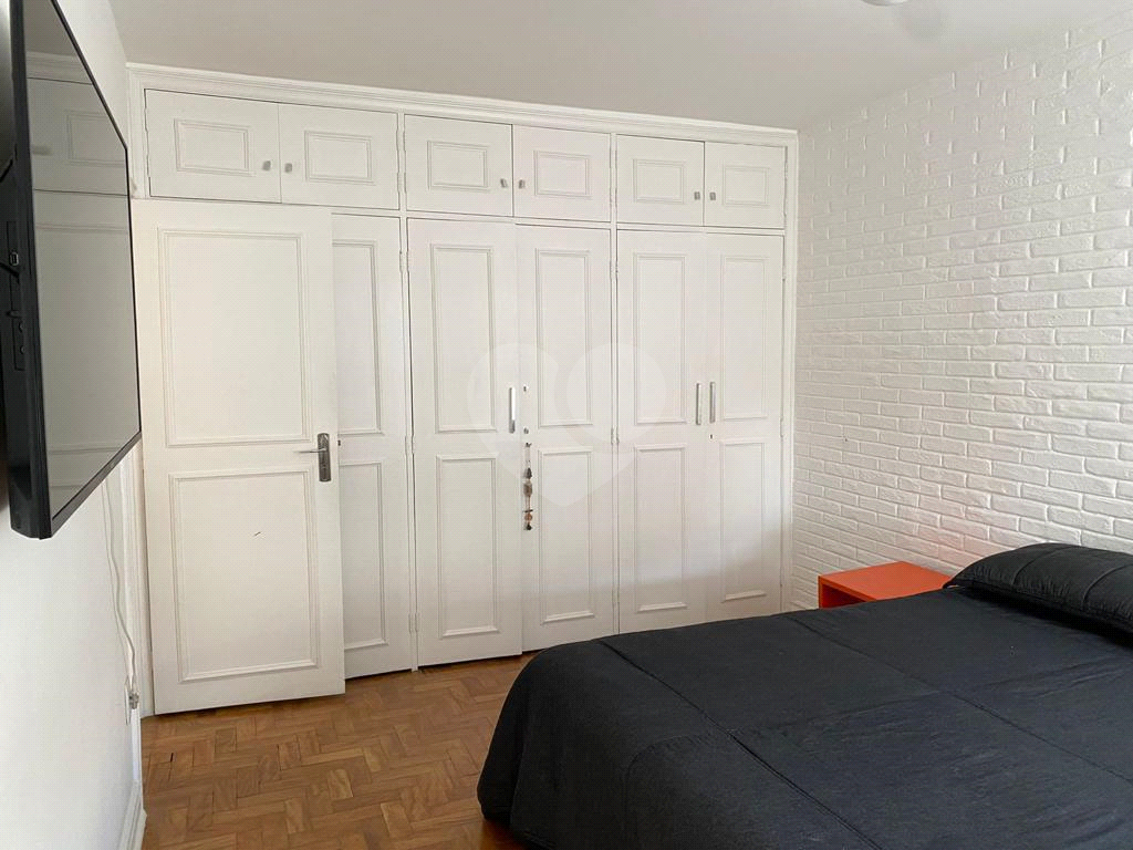 Apartamento Reformado com 2 Dormitórios à Venda no Jardim Paulistano – 96 m²