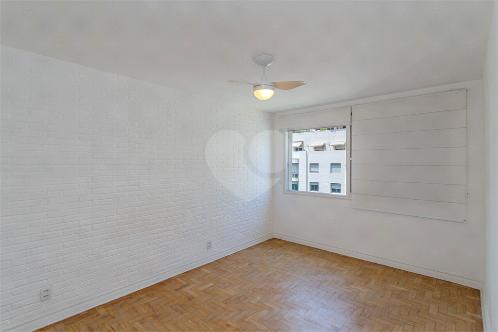 Apartamento Reformado com 2 Dormitórios à Venda no Jardim Paulistano – 96 m²