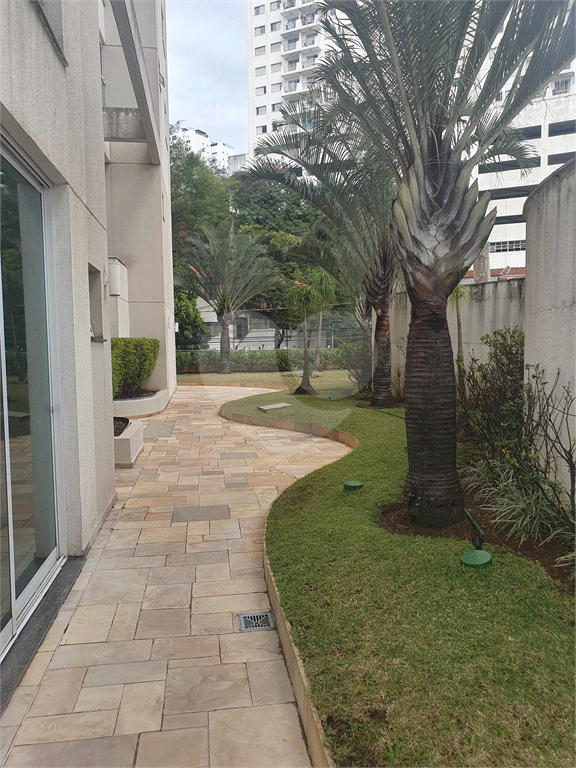 APARTAMENTO em SANTANA
