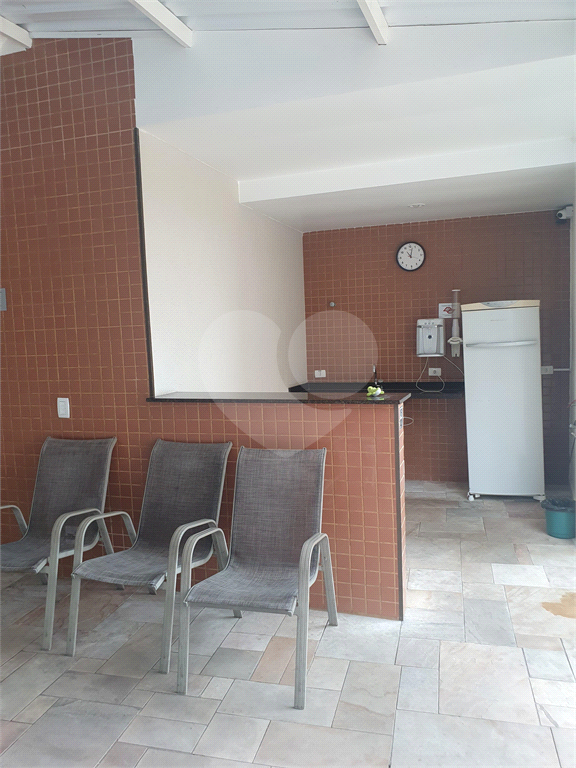 APARTAMENTO em SANTANA