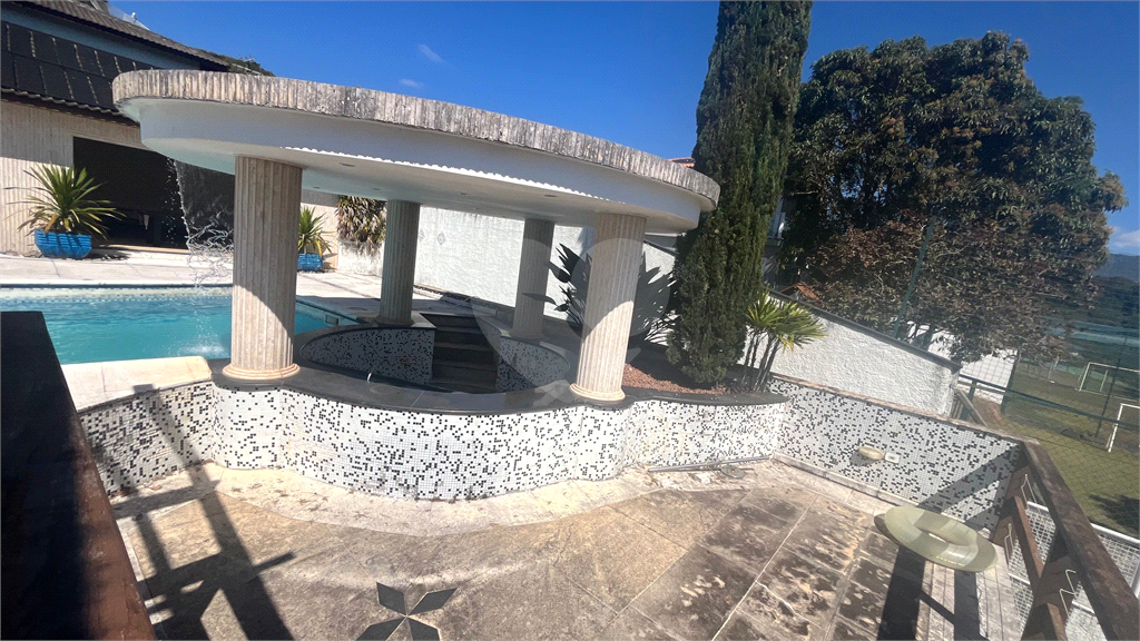 Casa à venda com 4 quartos, 329m² - Foto 31