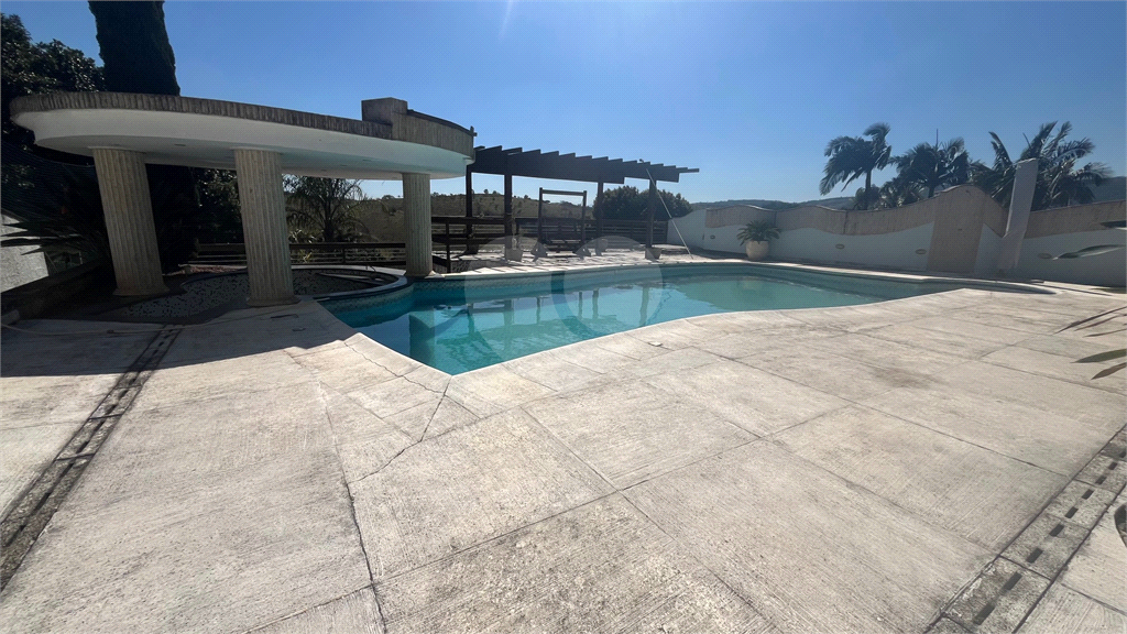 Casa à venda com 4 quartos, 329m² - Foto 25