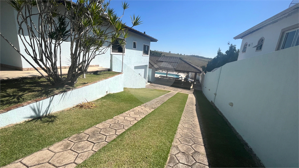 Casa à venda com 4 quartos, 329m² - Foto 24