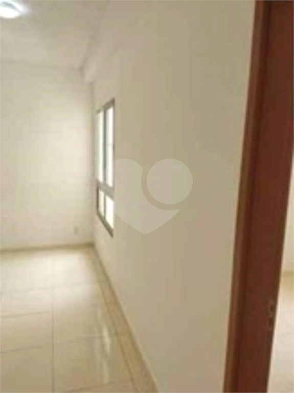 Apartamento à venda com 2 quartos, 52m² - Foto 3