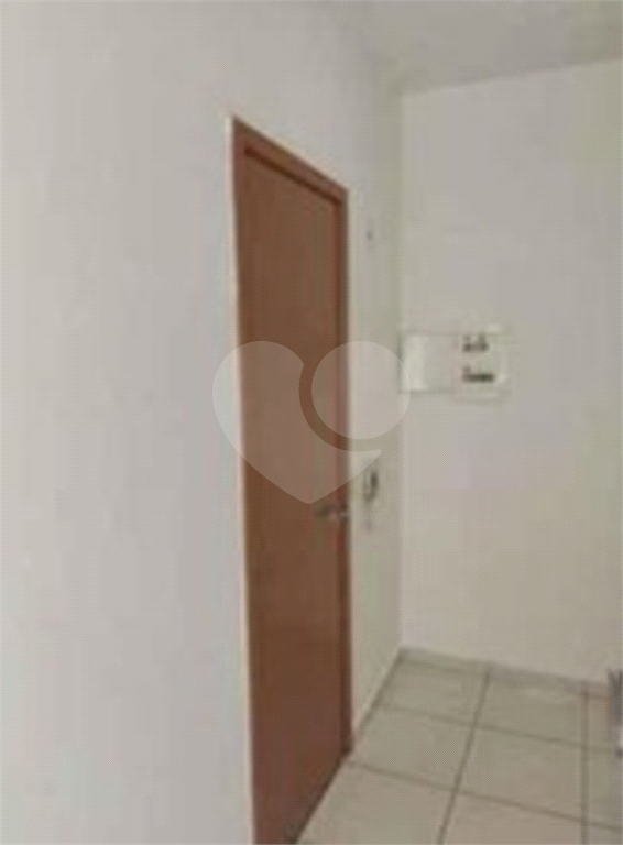 Apartamento à venda com 2 quartos, 52m² - Foto 13