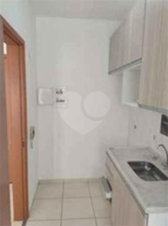 Apartamento à venda com 2 quartos, 52m² - Foto 12