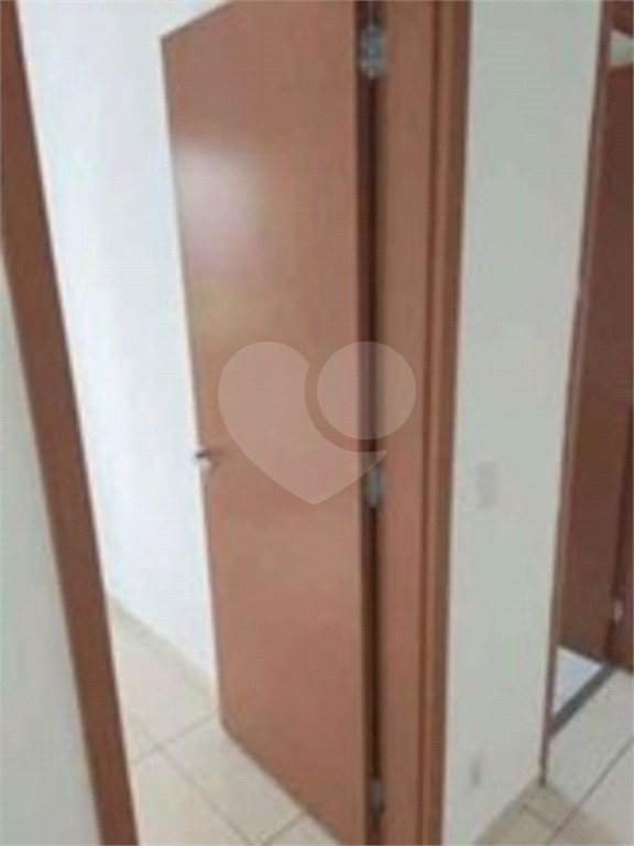 Apartamento à venda com 2 quartos, 52m² - Foto 11